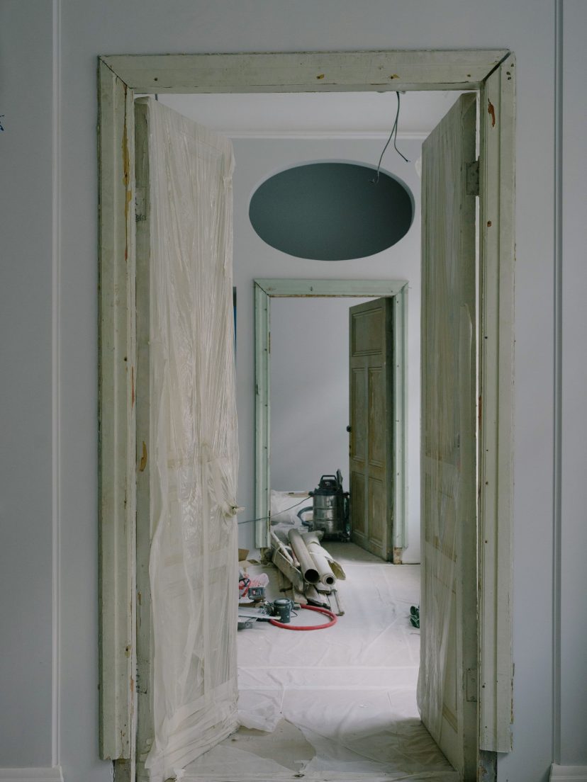 Appartement neuf en cours de nettoyage de fin de chantier